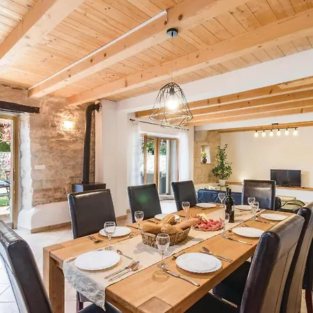 Ferienhaus Awesome In *